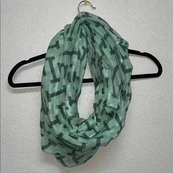 🛍3 for $20 Infinity scarf - Picture 1 of 3